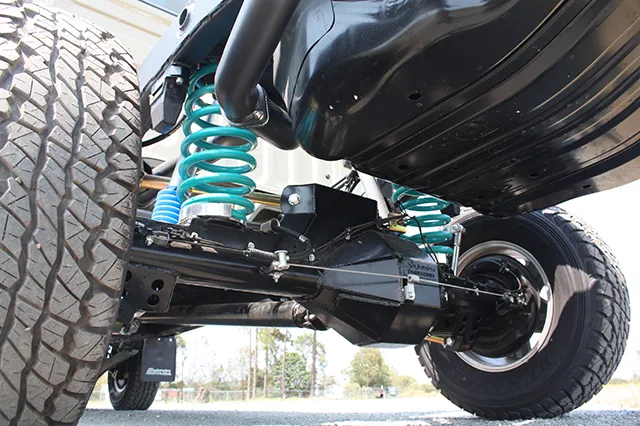 Superior Weld in Coil Conversion VSB14 Approved Base Kit with Track Corrected Chromoly Diamond Diff Housing Suitable For Toyota LandCruiser 79 Series Gen 1 (Non-VSC Models) - SUP-79CCW-TCDDSO