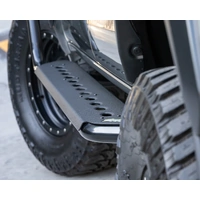 Premium Side Steps (Hilux AN120, AN130 Series 20-21)