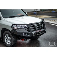 King series Plus bull bar (Landcruiser 200 Series 15-21)
