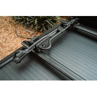 Cross bars, Curved