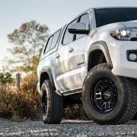 MR321 17x8.5 5x139.7 0 - Gloss Black