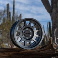 MR703 HD Bead Grip 18x9 6x135 35 - Gloss Titanium