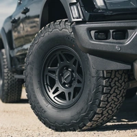 MR706 Bead Grip 17x7.5 6x130 50 - Matte Black