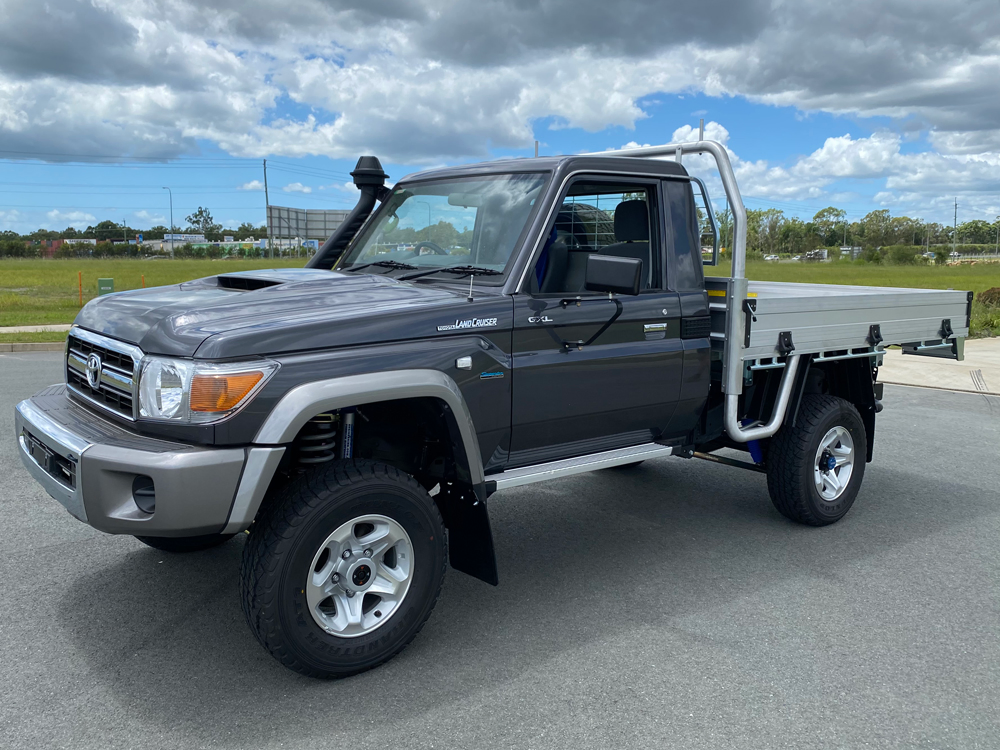 Superior Weld in Coil Conversion VSB14 Approved Base Kit with Track Corrected Chromoly Diamond Diff Housing Suitable For Toyota LandCruiser 79 Series Gen 2 Single Cab (VSC Models) - SUP-79G2SC-CCW-TCDDSO